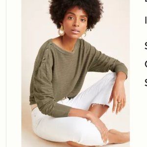 Anthropologie‎ Delilah Pullover olive green long sleeve with button detailing